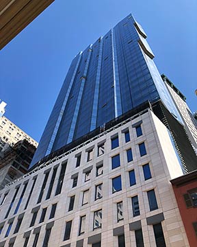 築浅高級コンドミニアム