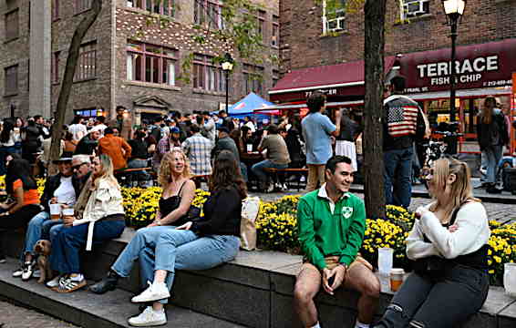 オクトーバーフェストの日のStone Street