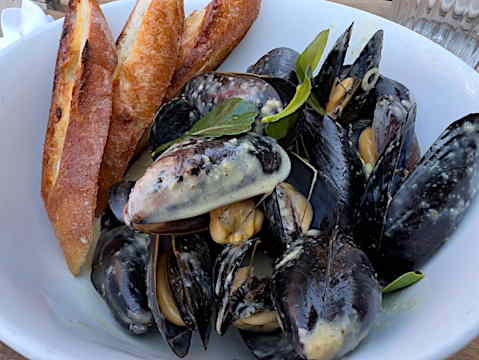 Greenpoint Fish & Lobster