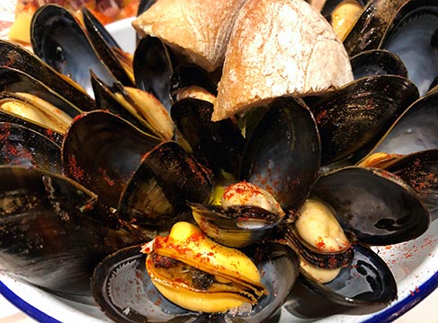 Mercado Little Spain