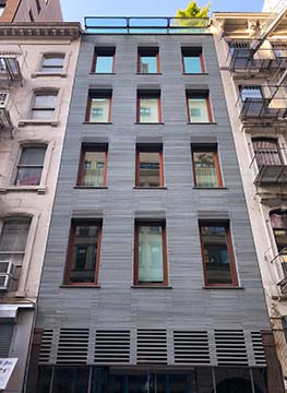 コンドミニアム