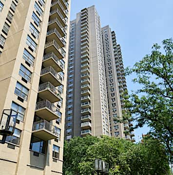 The Somerset, 1365 York Ave (72nd St and York)