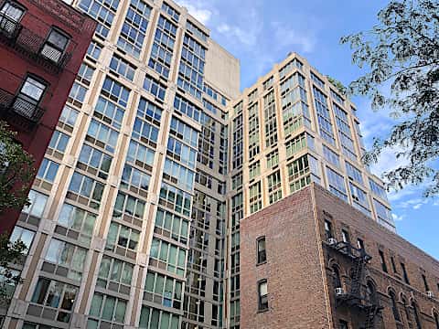 Lexington & 98th St (1510 Lexington) Carnegie Hill Place