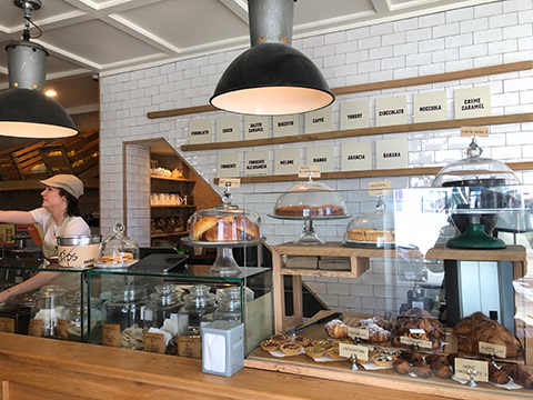 イタリアにルーツを持つ、家族経営のジェラート屋さん Gentile