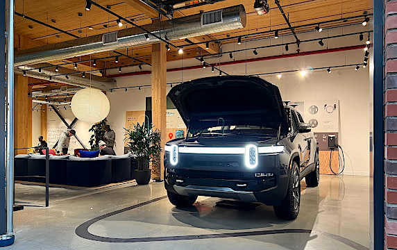 RIVIANのショールーム